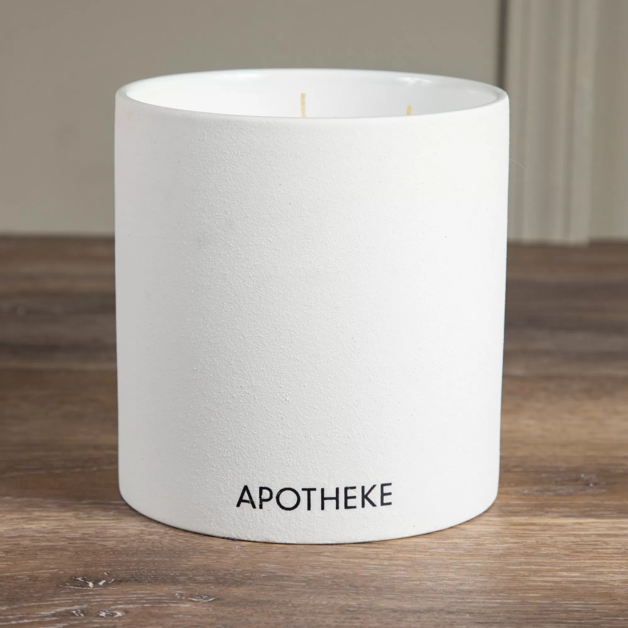 Flash Sale Be Home Apotheke Concrete 4-Wick Candle, Sea Salt Grapefruit