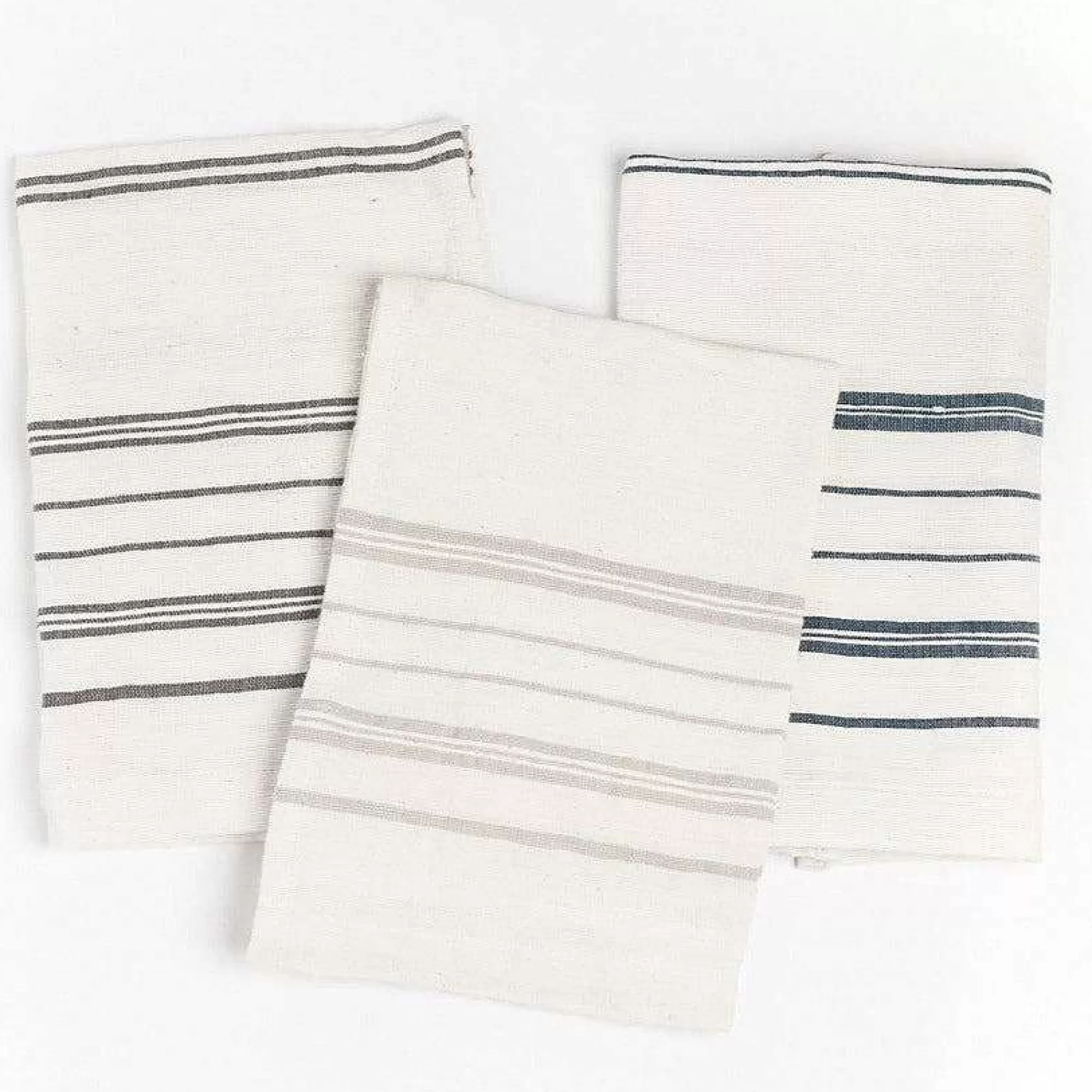 Be Home Hand Towels<Avery Hand Towel, Natural with Navy