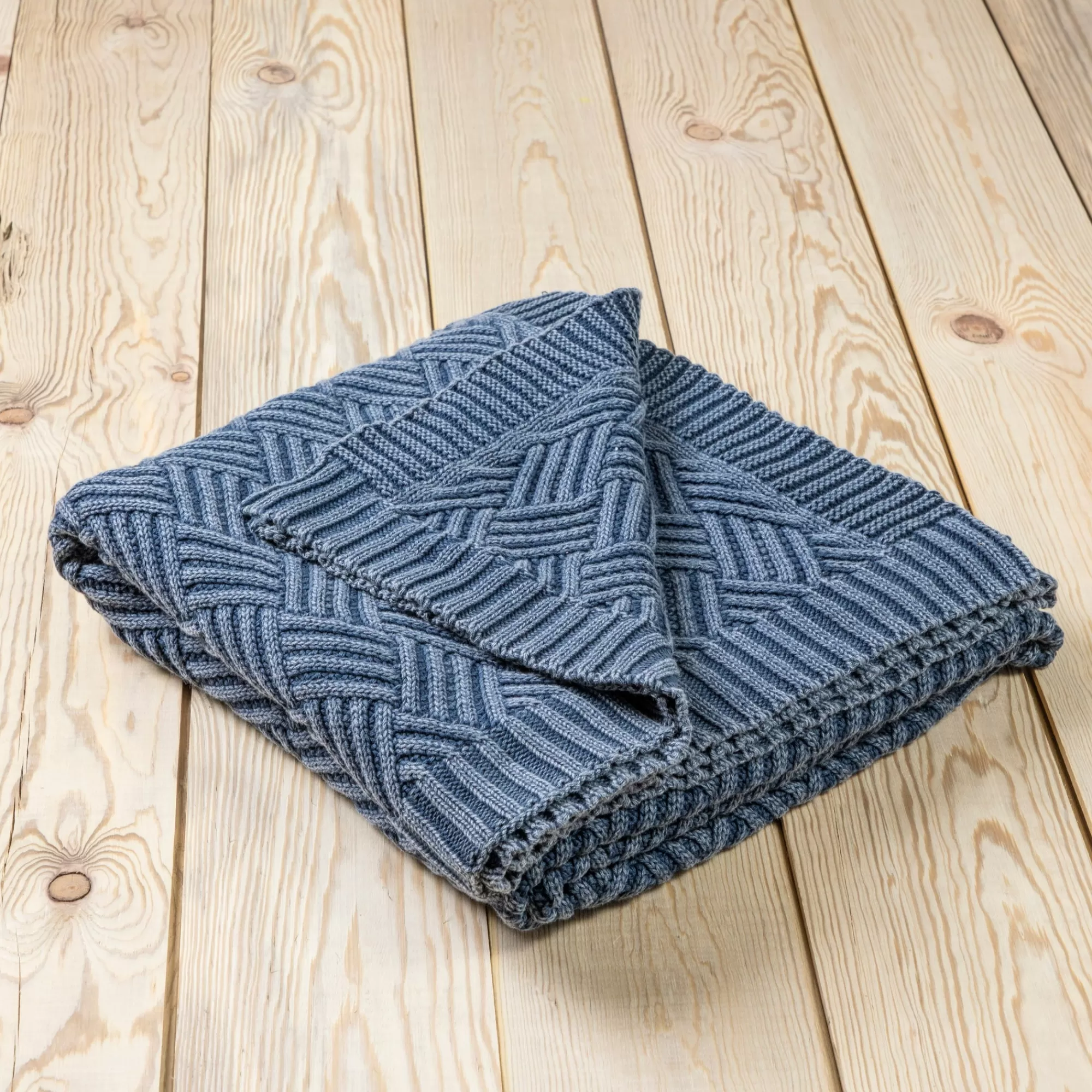 Best Sale Be Home Belmont Throw, Washed Blue