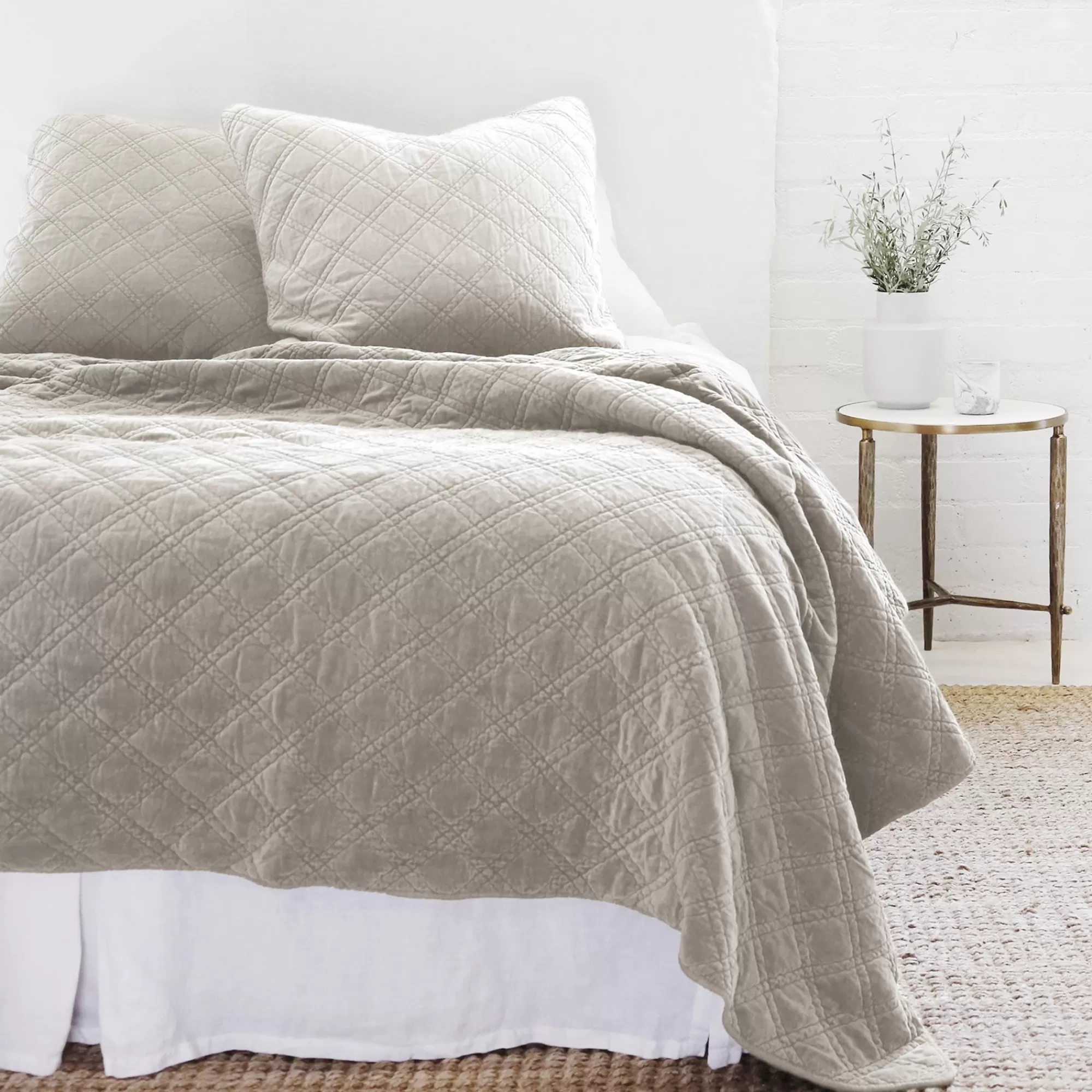 Cheap Be Home Brussels Queen Coverlet, Taupe