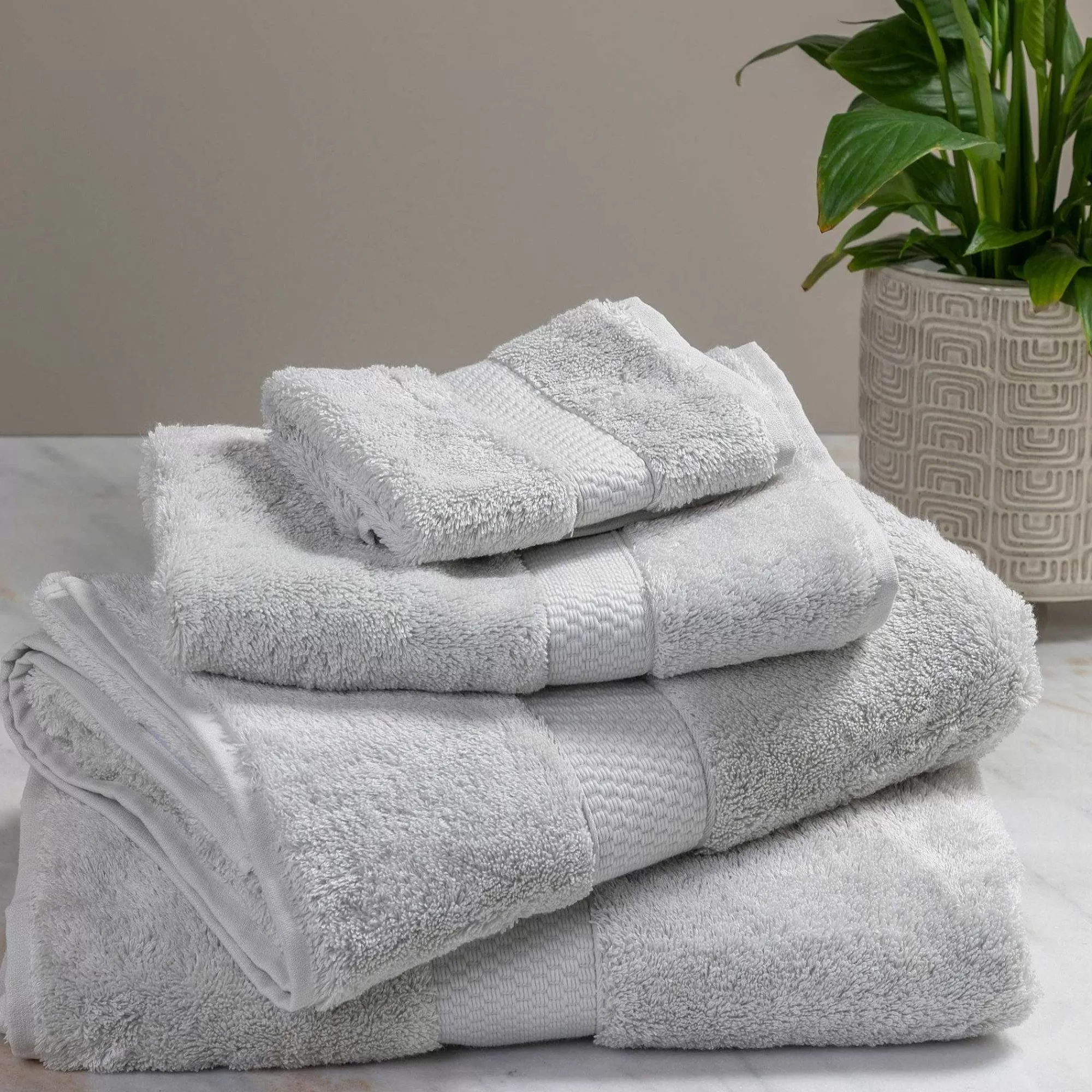 Be Home Bath Hand Towels<City Hand Towel, Pearl