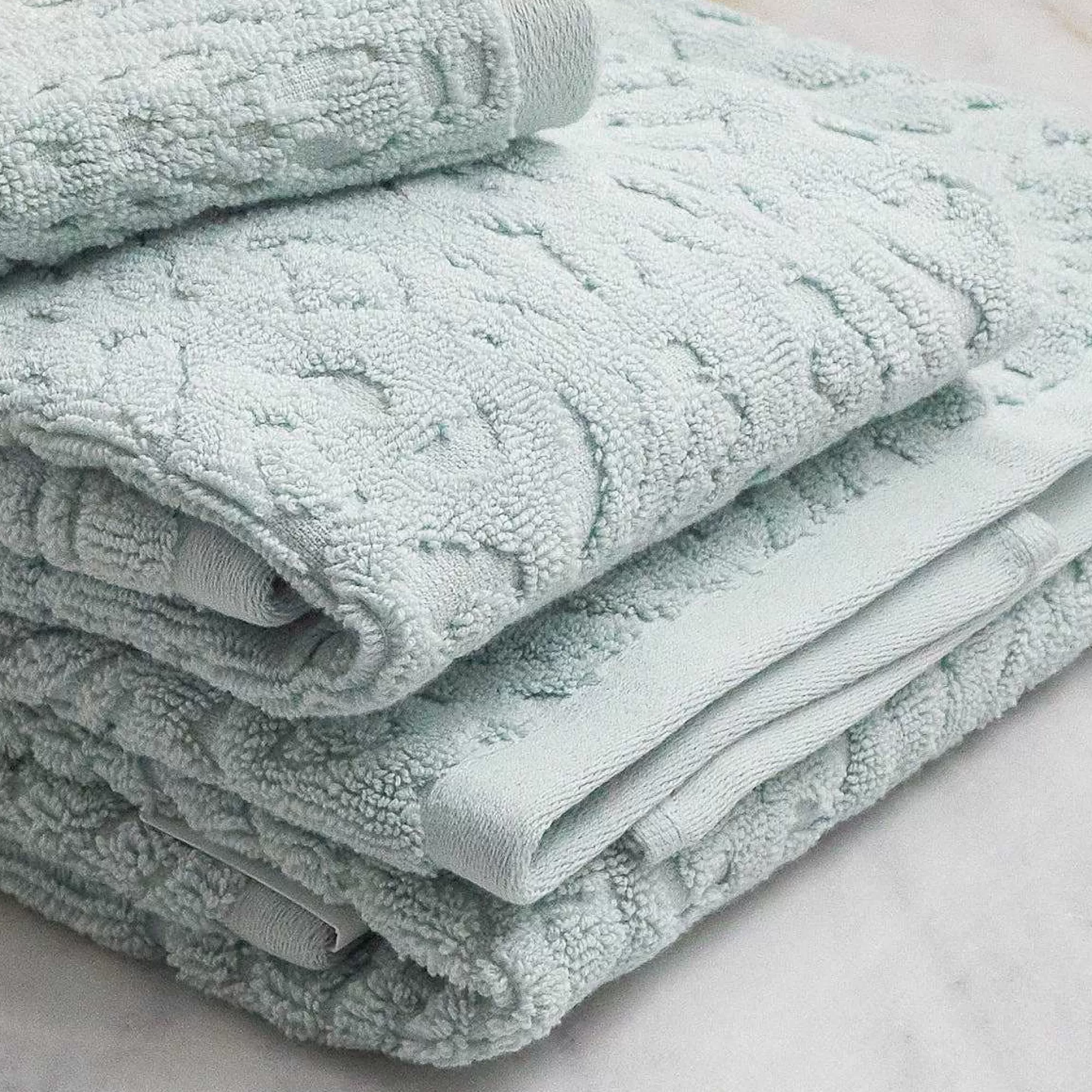 Be Home Bath Hand Towels<Firenze Washcloth, Sky Light