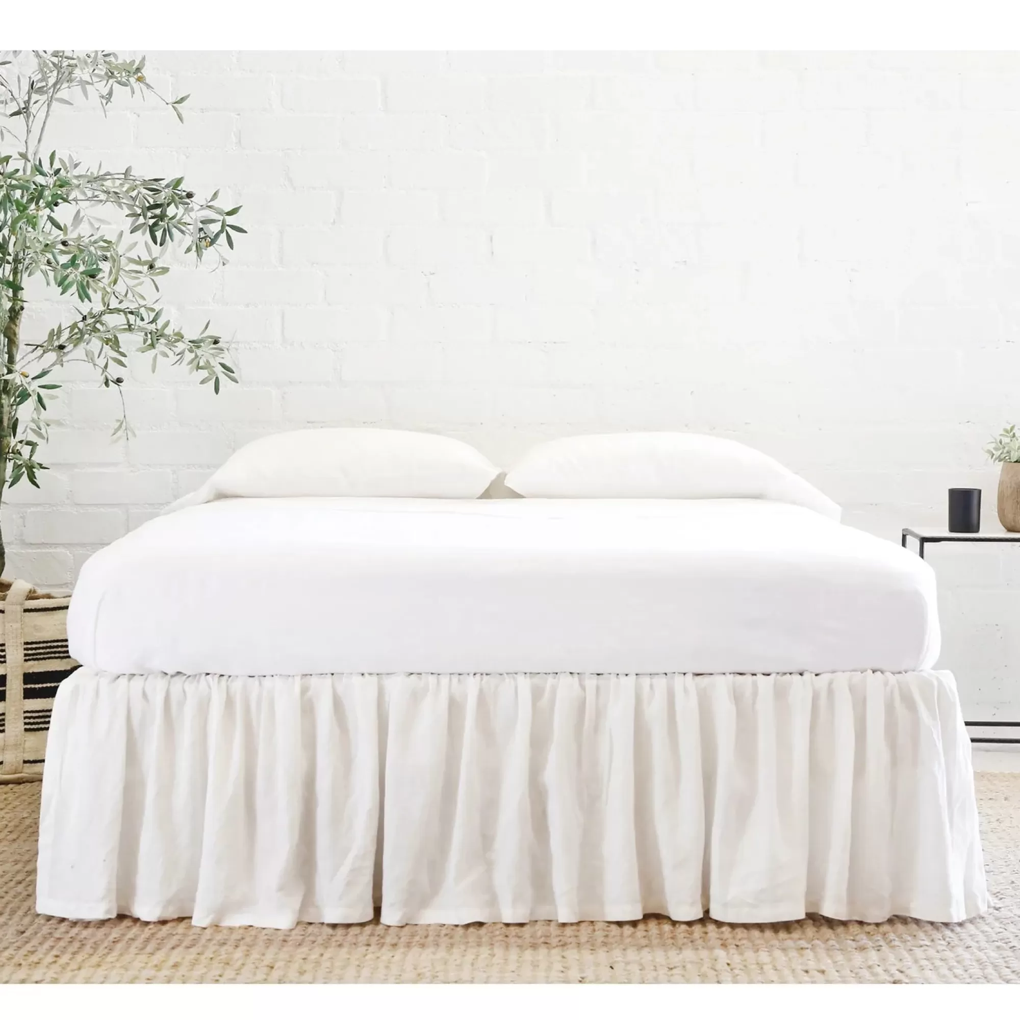 Outlet Be Home Gathered Linen King Bedskirt, Cream