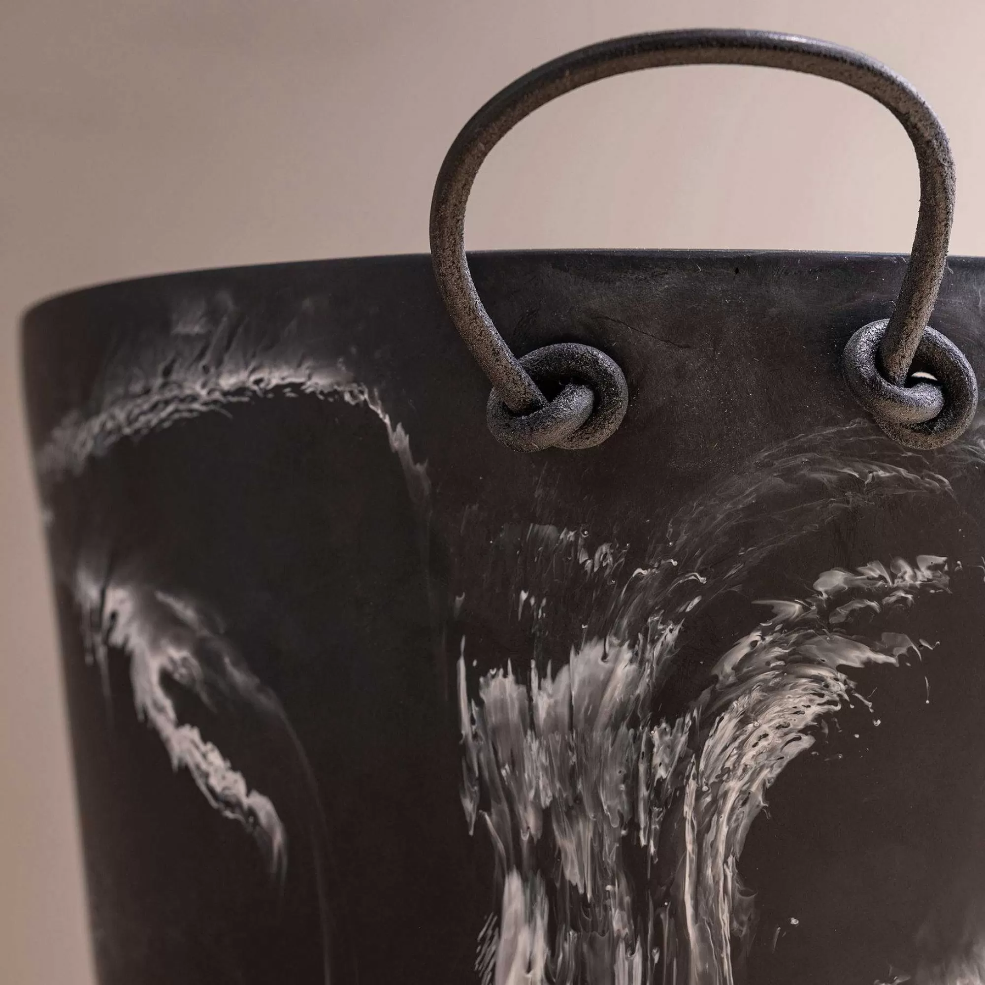 Be Home Ice Buckets<Handmade Resin Champagne Bucket with Leather Handles, Black Marble