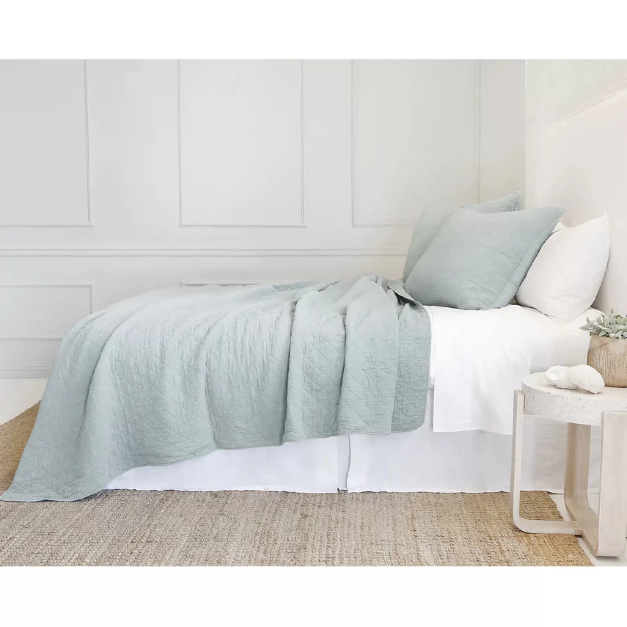 Best Be Home Huntington Queen Coverlet, Sea Glass