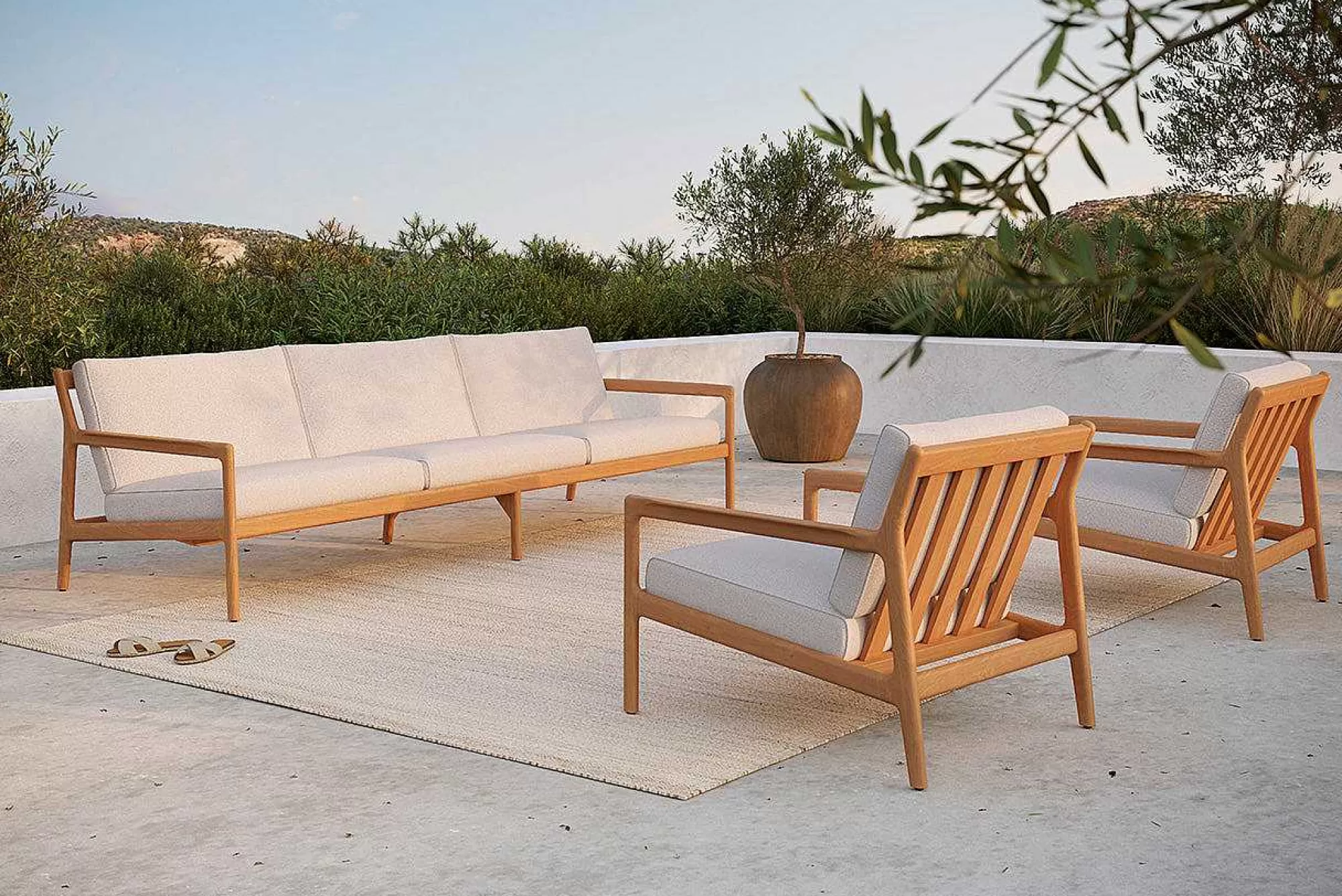 Be Home Outdoor Lounge Furniture<Jack Solid Teak Outdoor 3 Seater Sofa, Off White Fabric