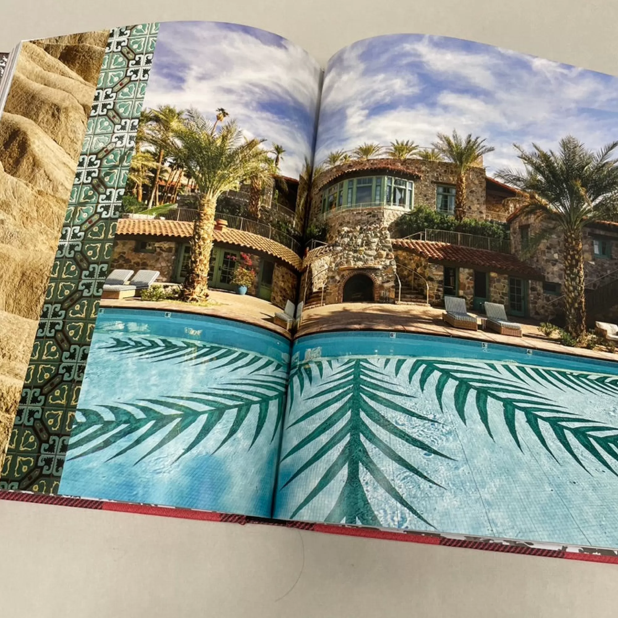 Hot Be Home Lodge: An Indoorsy Tour of America’s National Parks by Max Humphrey &