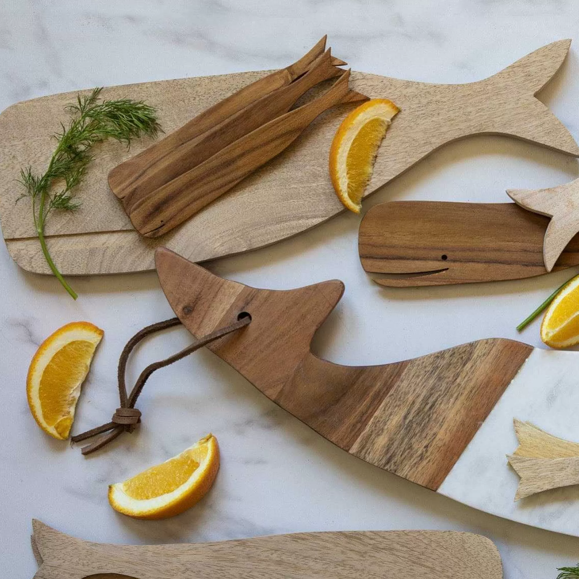 Be Home Wood Serving Boards<Natural Mango Wood Whale Board