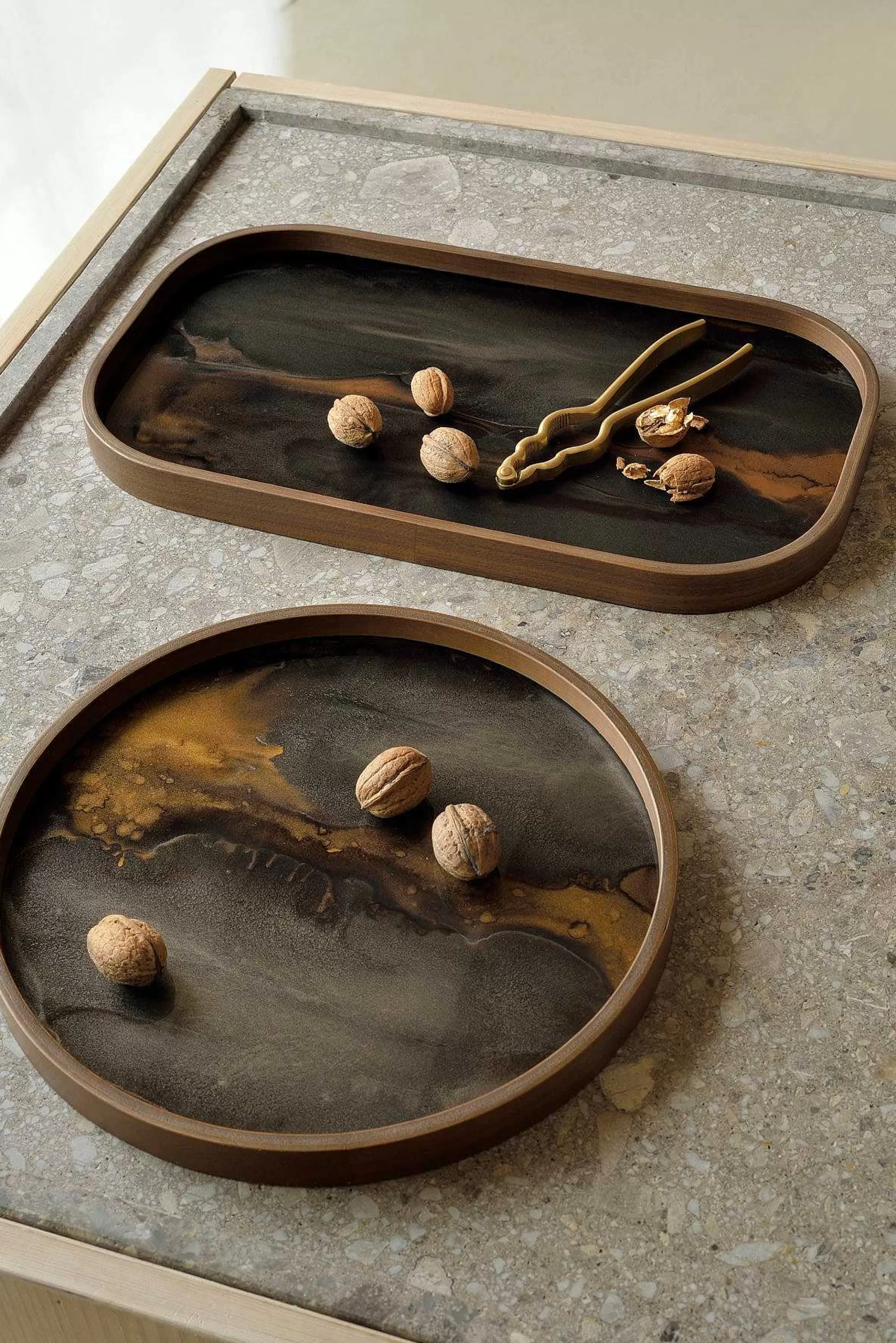 Be Home Trays<Oblong Bronze Glass Organic Valet Tray