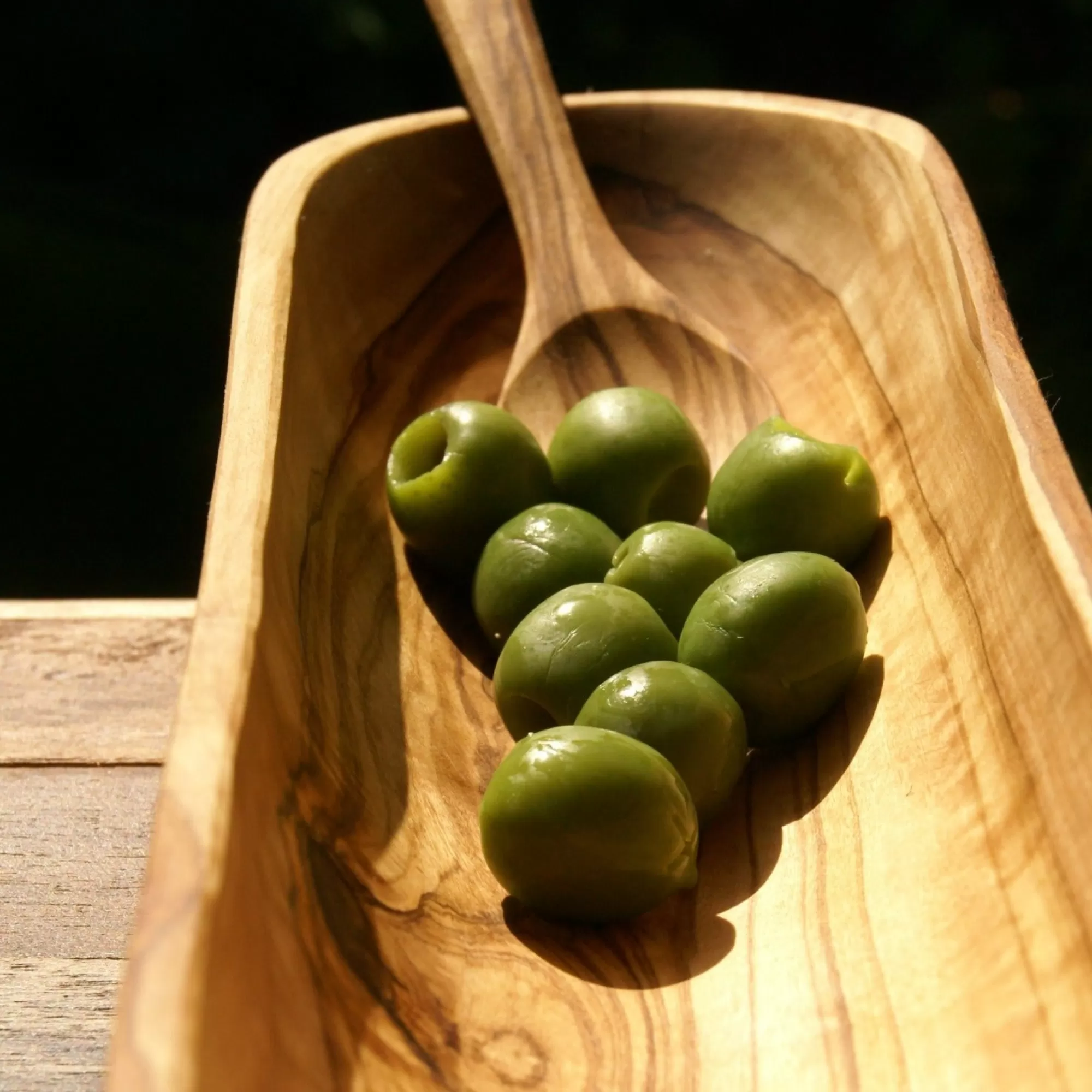 Best Be Home Olive Wood Oval Dish, Large