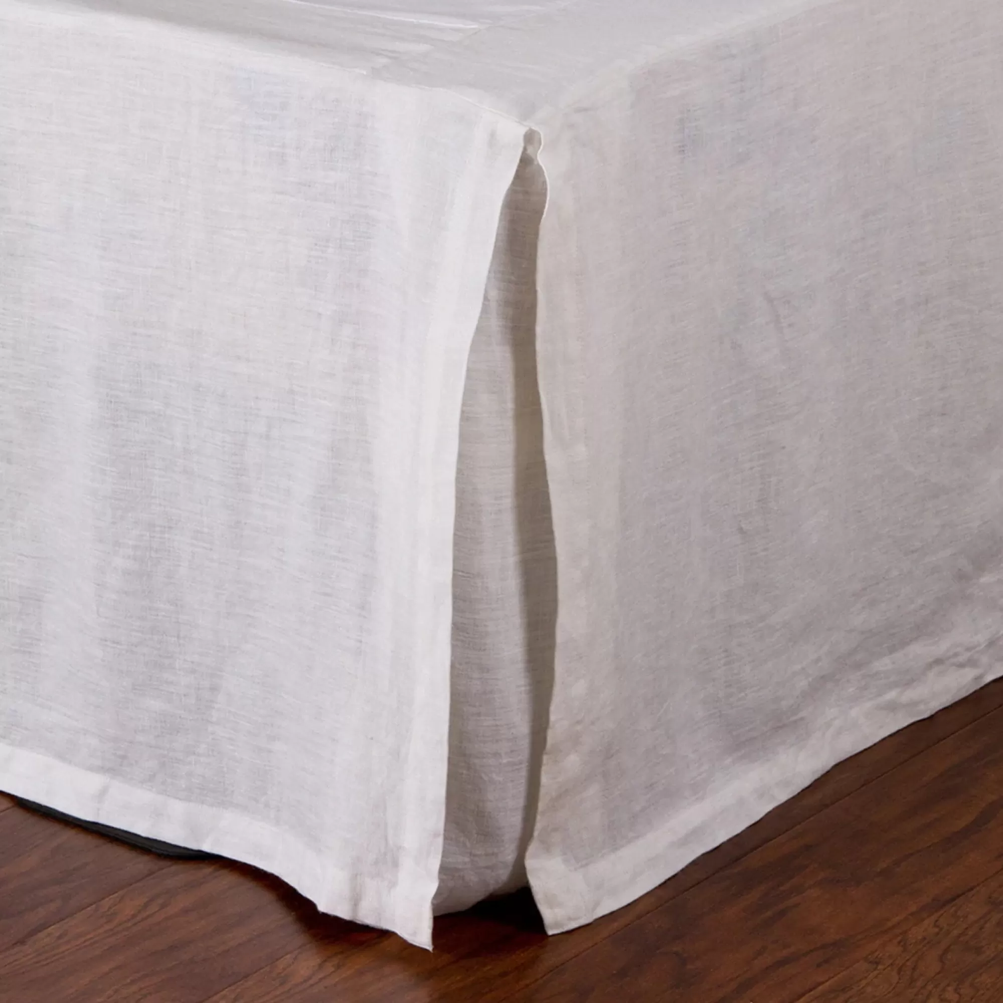 Best Be Home Pleated Linen King Bedskirt, White