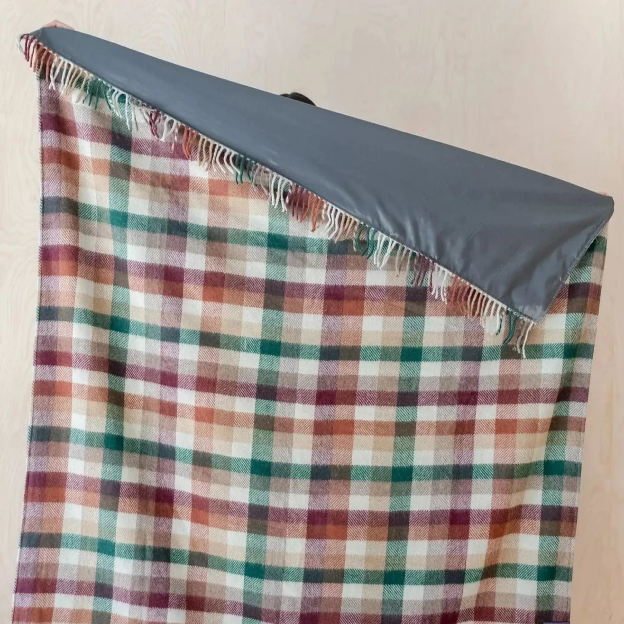 Outlet Be Home Recycled Wool Waterproof Picnic Blanket in Forest Check