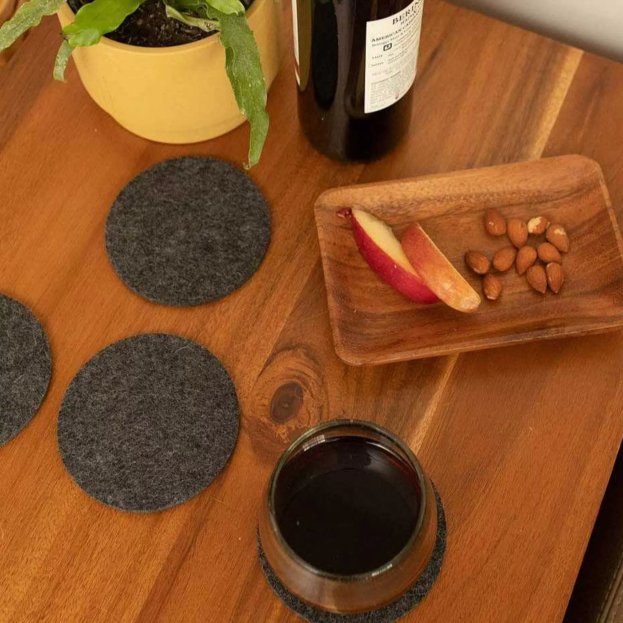 Be Home Coasters<Round Felt Coaster, Set of 4, Charcoal