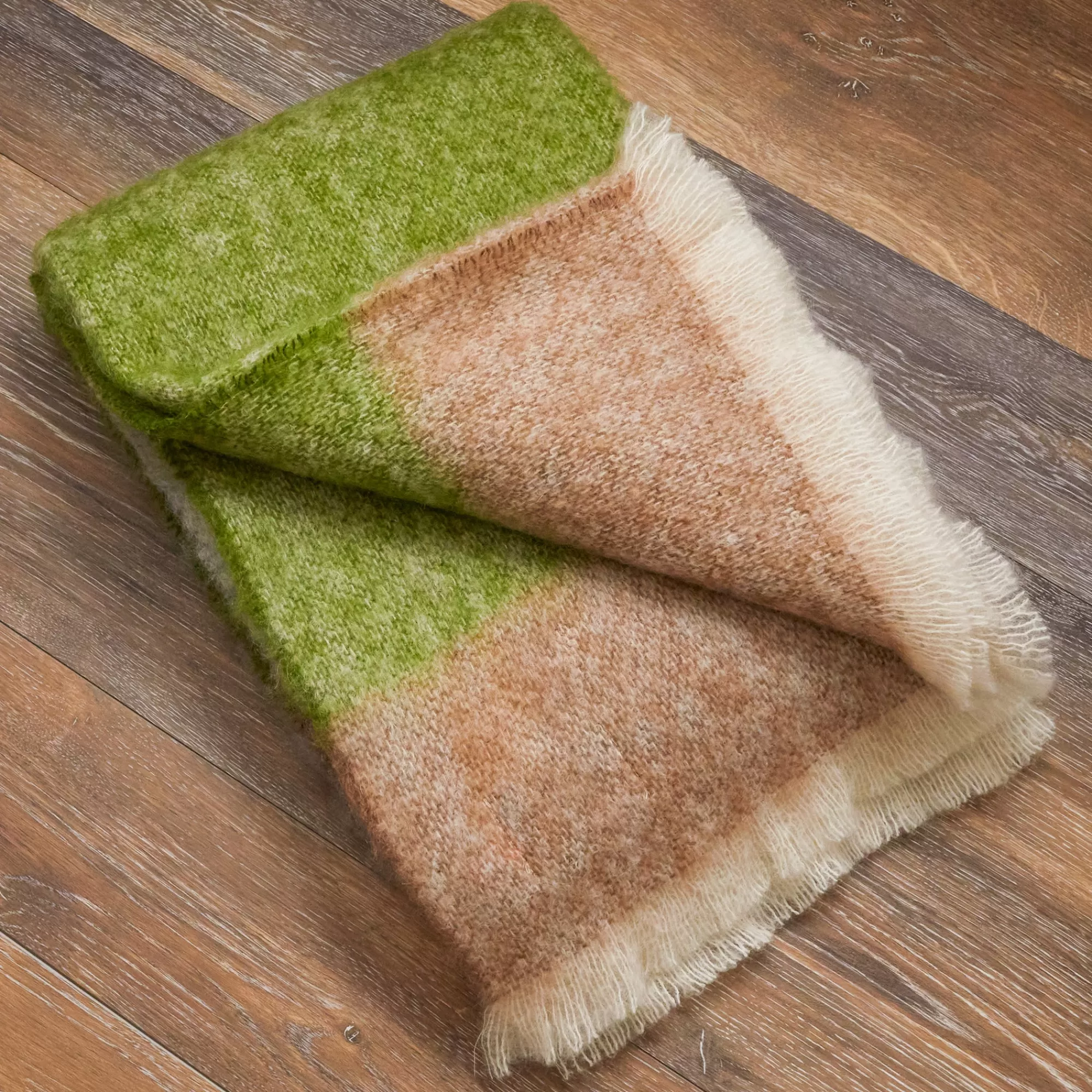 Best Sale Be Home Silare Throw, Green