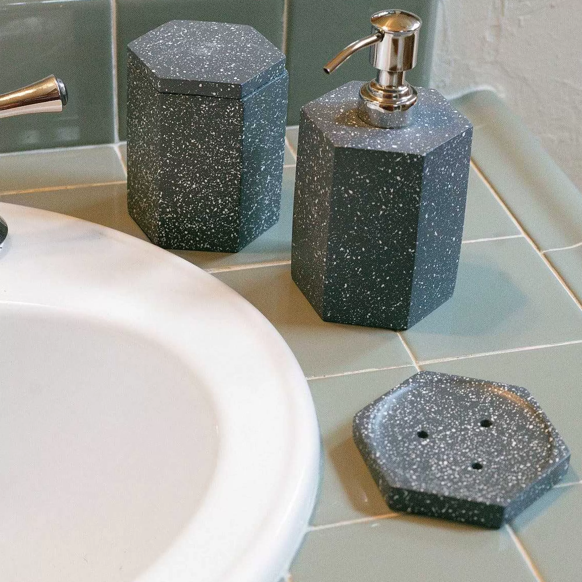 Be Home Soap & Lotion Dispensers<Speckled Cement Soap Dispenser, Slate