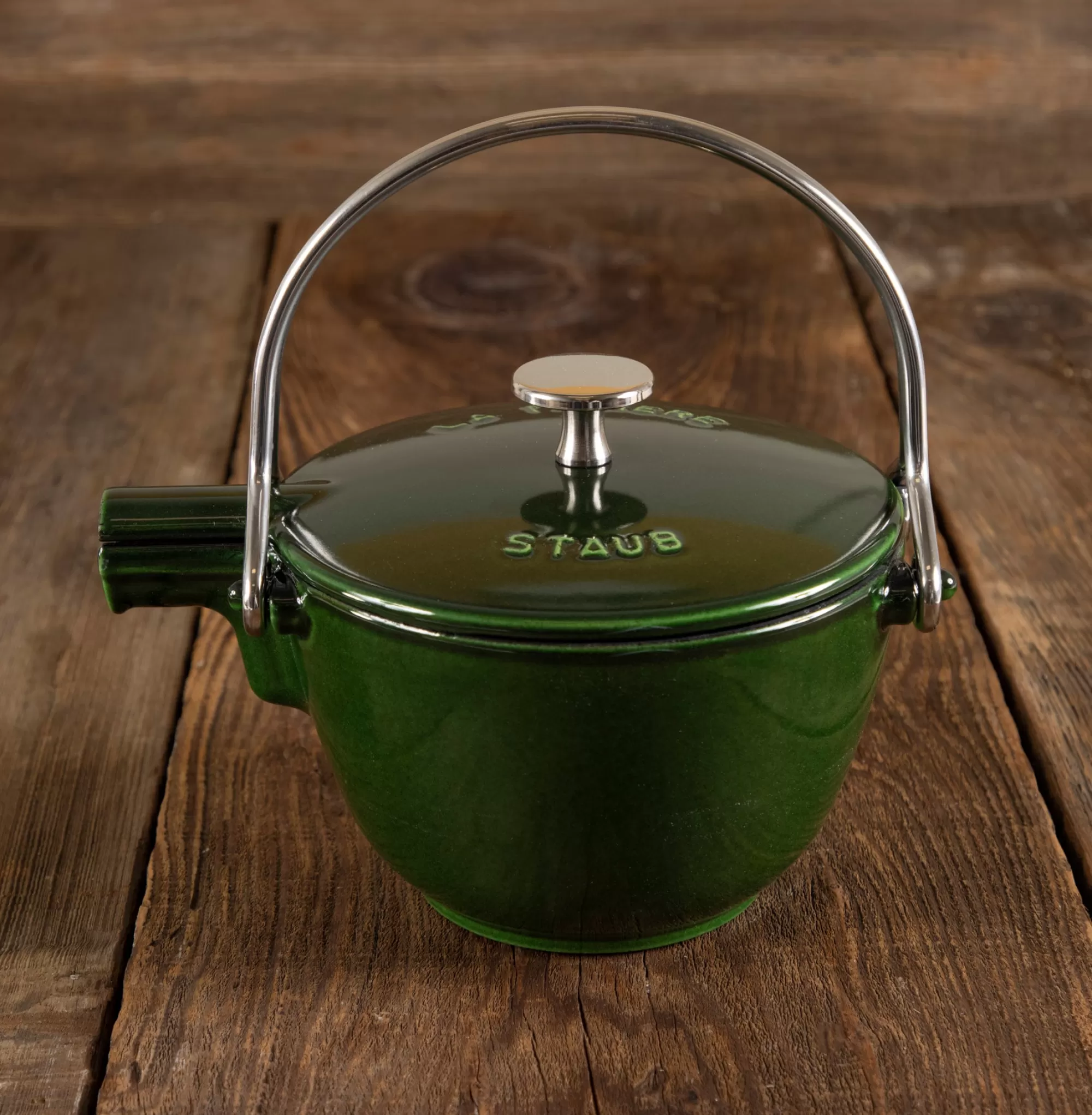 Best Sale Be Home Staub Round Tea Kettle, 1qt, Basil